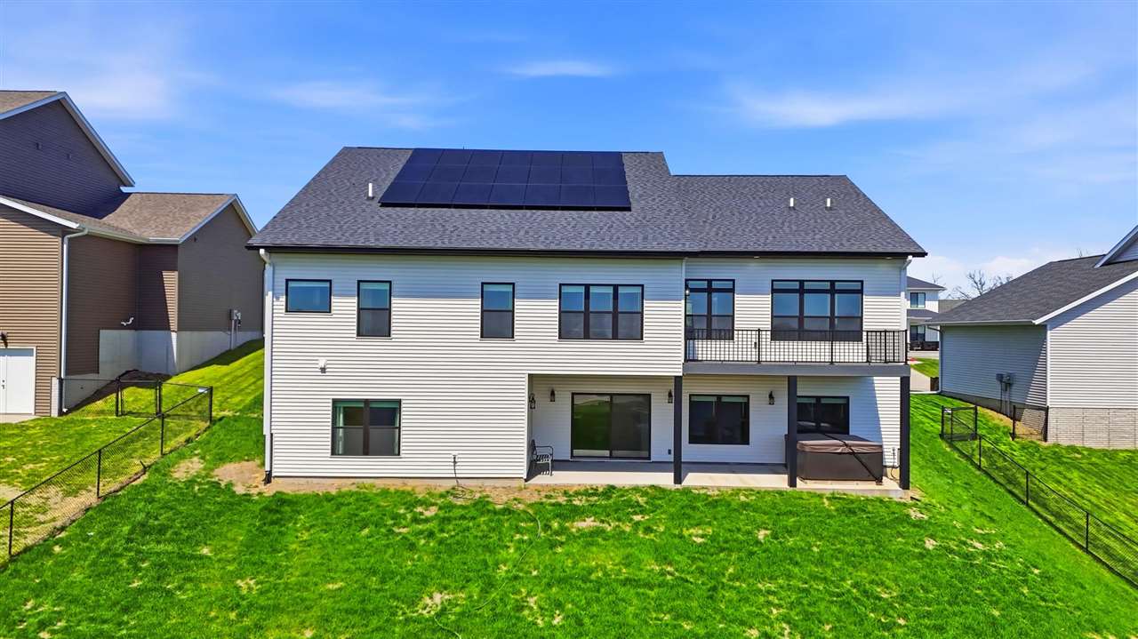 505 Dogwood Lane Tiffin IA 52340