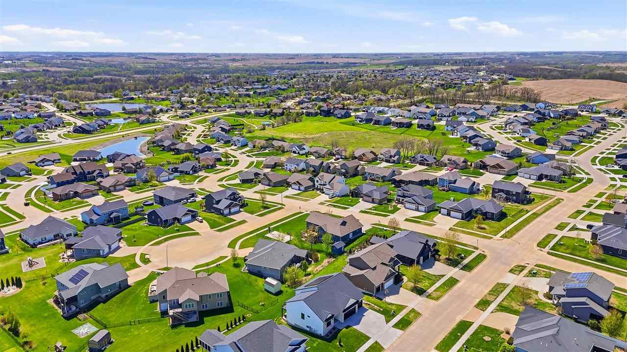 505 Dogwood Lane Tiffin IA 52340