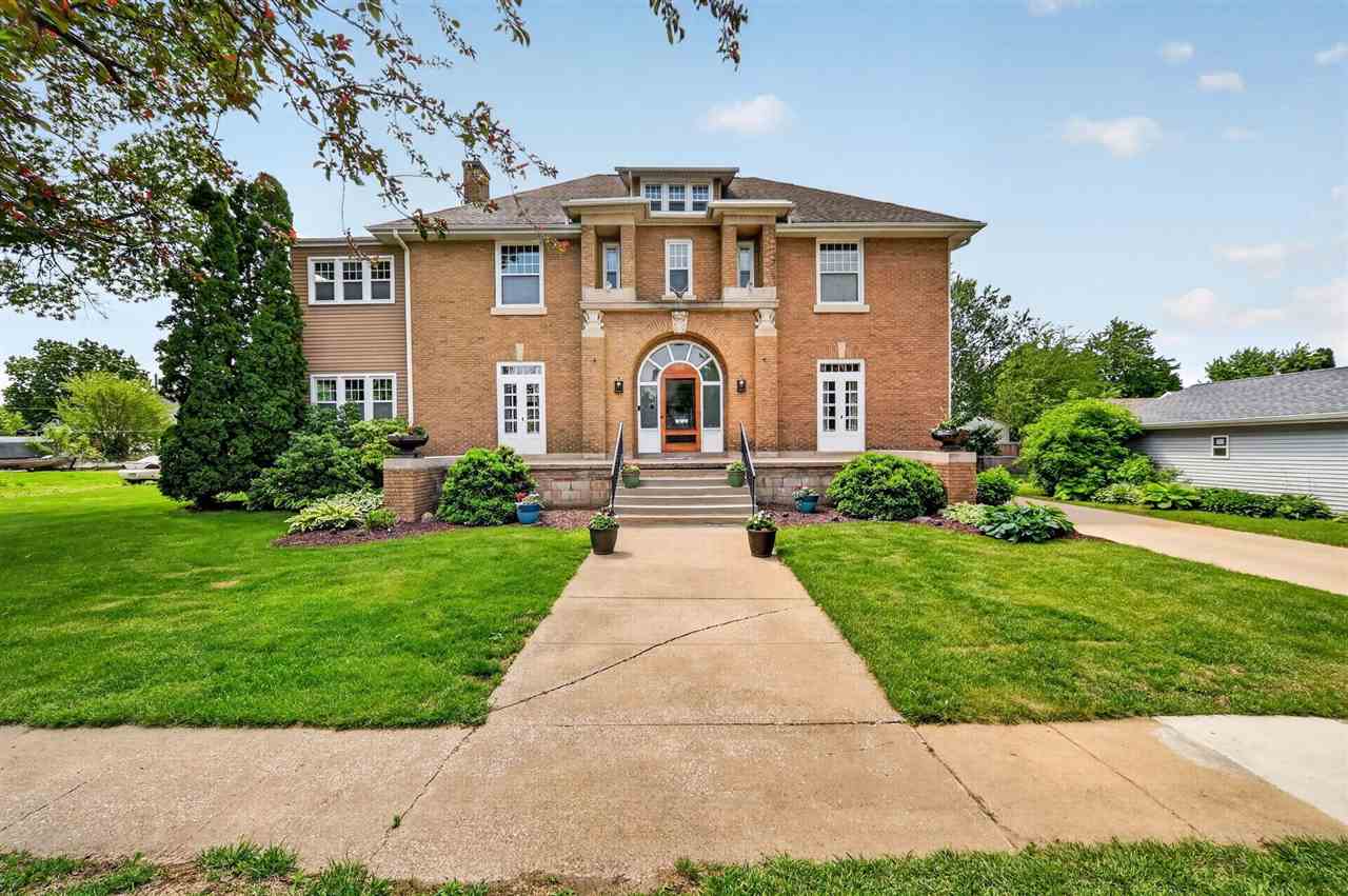 215 E Market Street Lisbon IA 52253-0000