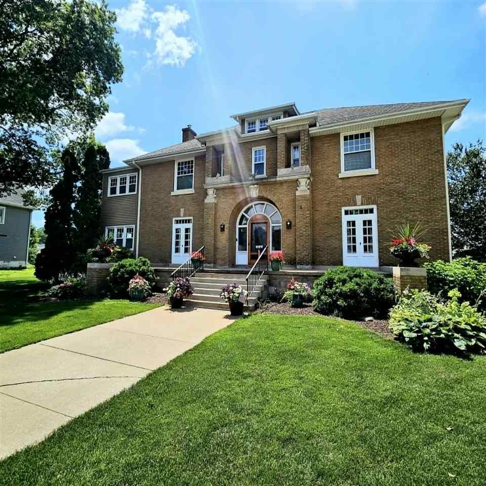 215 E Market Street Lisbon IA 52253-0000
