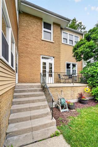 215 E Market Street Lisbon IA 52253-0000