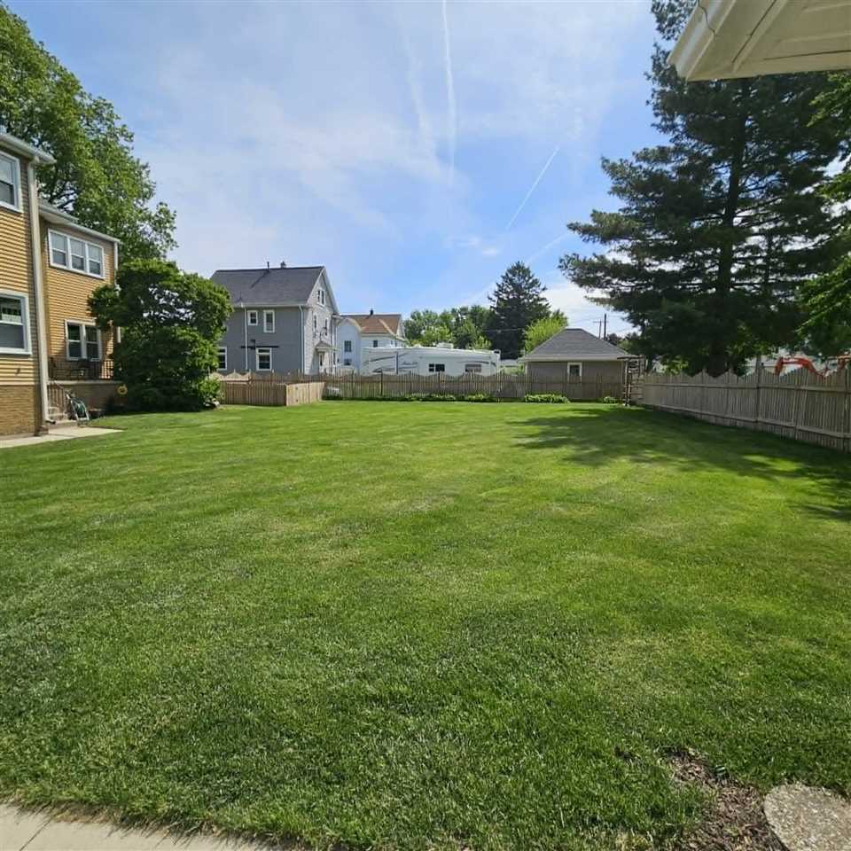 215 E Market Street Lisbon IA 52253-0000