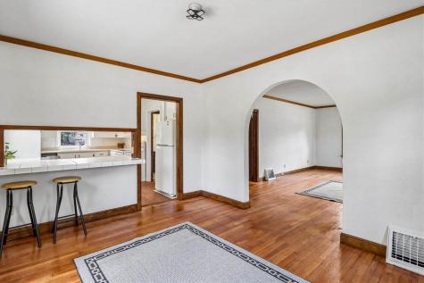 1915 Muscatine Avenue Iowa City IA 52240