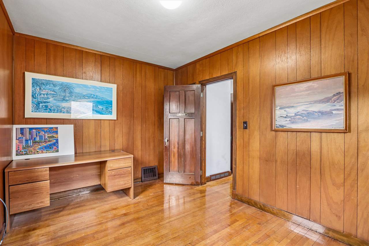 1915 Muscatine Avenue Iowa City IA 52240