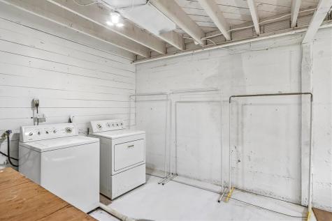 1915 Muscatine Avenue Iowa City IA 52240