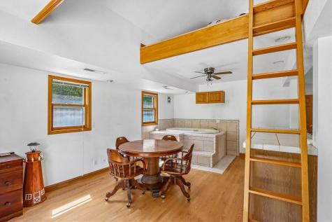 1915 Muscatine Avenue Iowa City IA 52240