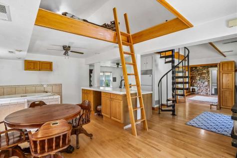 1915 Muscatine Avenue Iowa City IA 52240