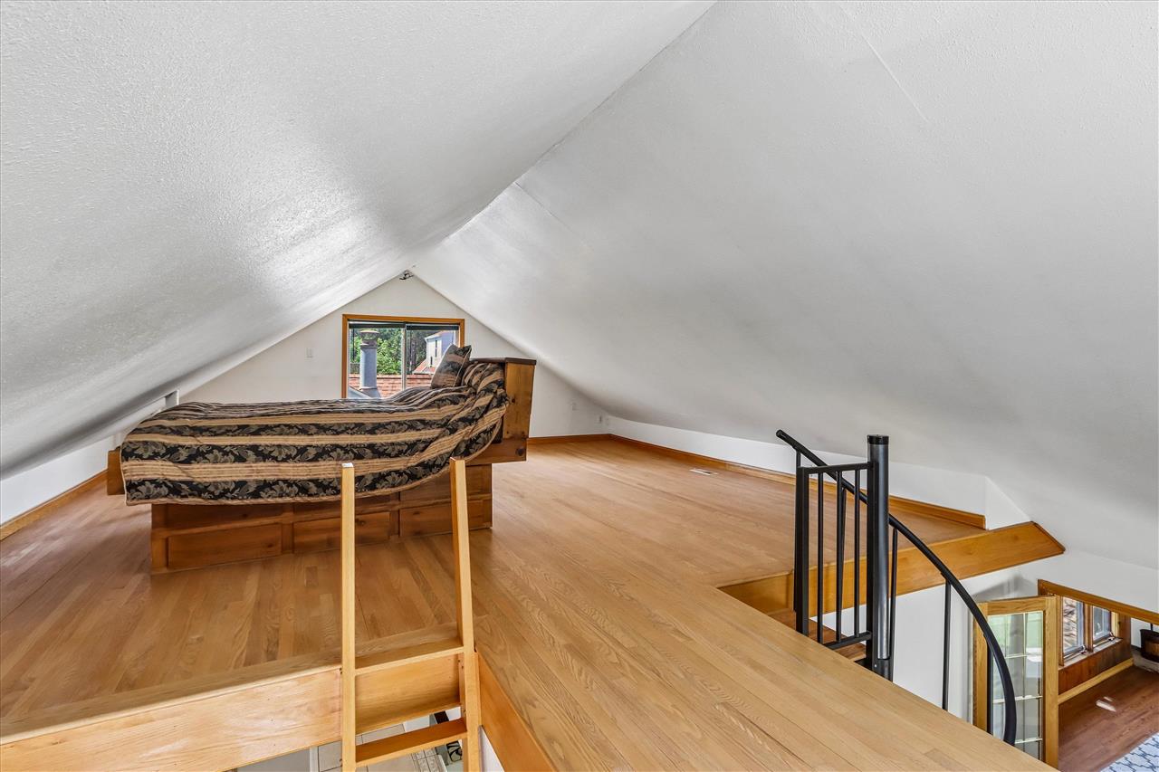 1915 Muscatine Avenue Iowa City IA 52240