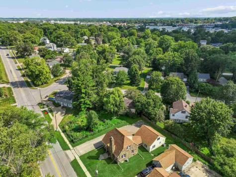 1915 Muscatine Avenue Iowa City IA 52240