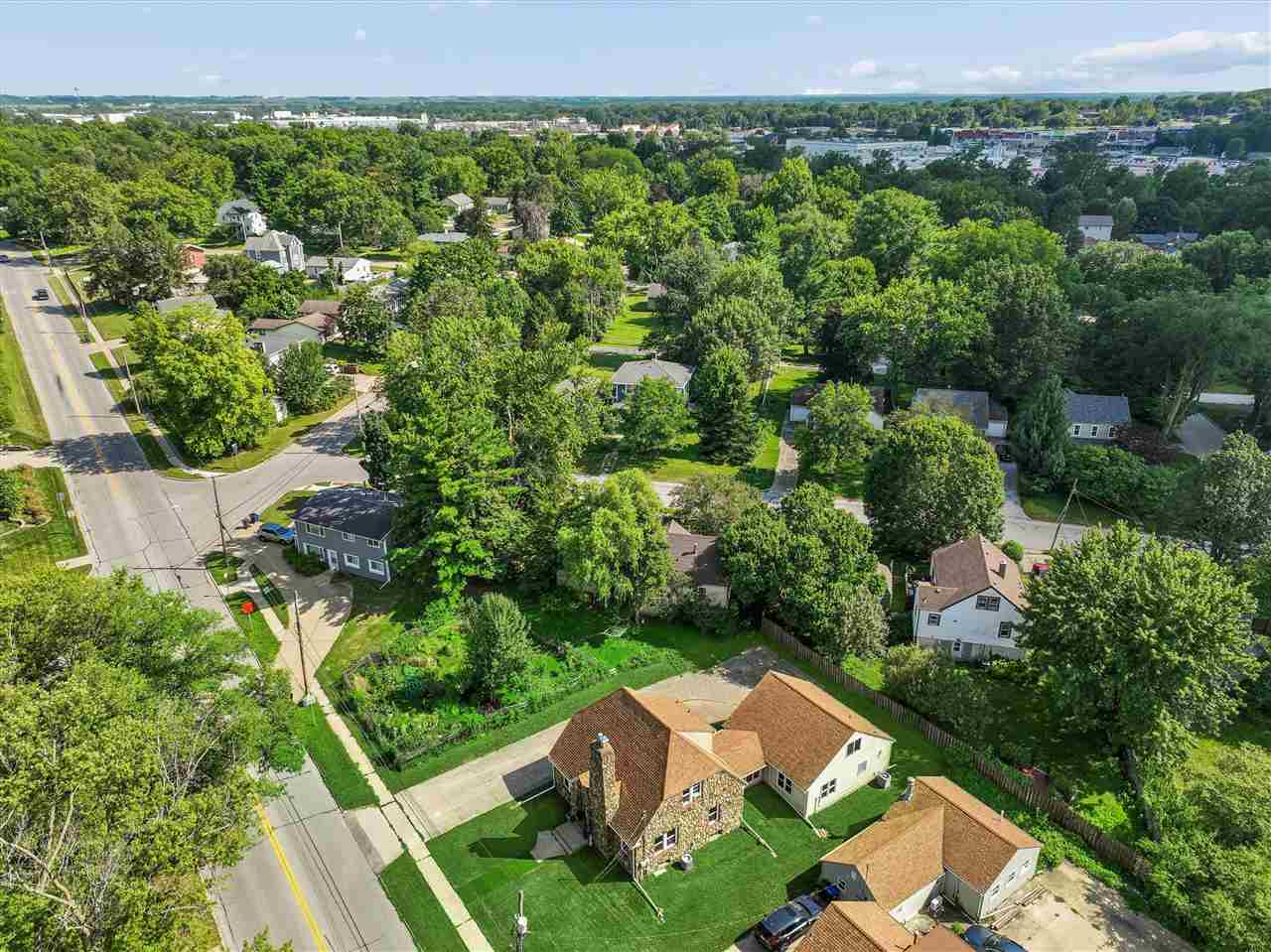 1915 Muscatine Avenue Iowa City IA 52240