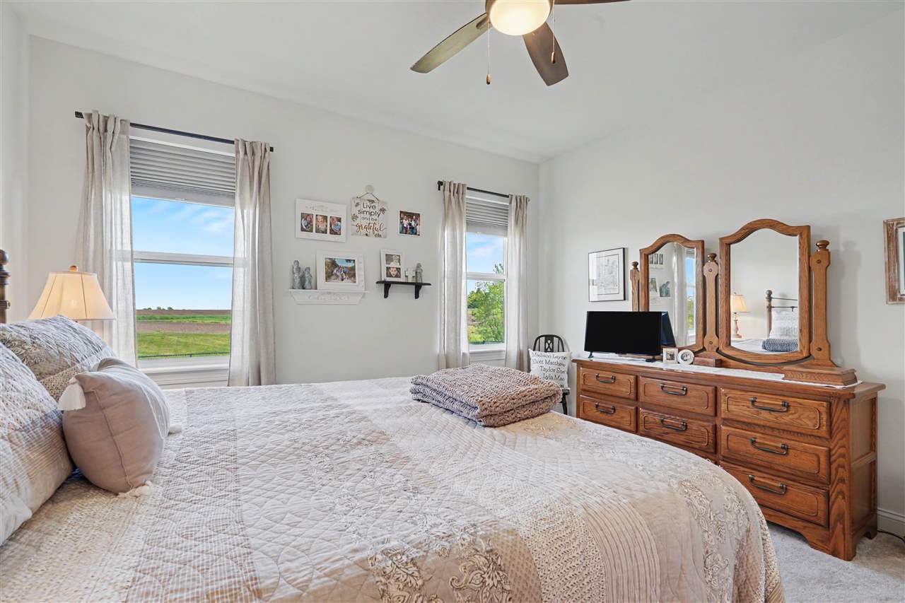 2868 Royal Oak Ridge Road Marion IA 52302