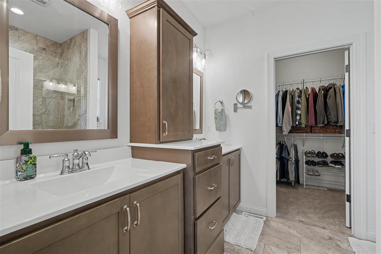 2868 Royal Oak Ridge Road Marion IA 52302
