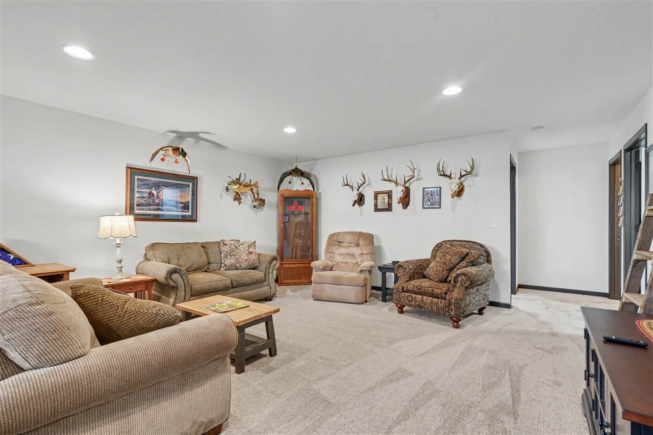 2868 Royal Oak Ridge Road Marion IA 52302