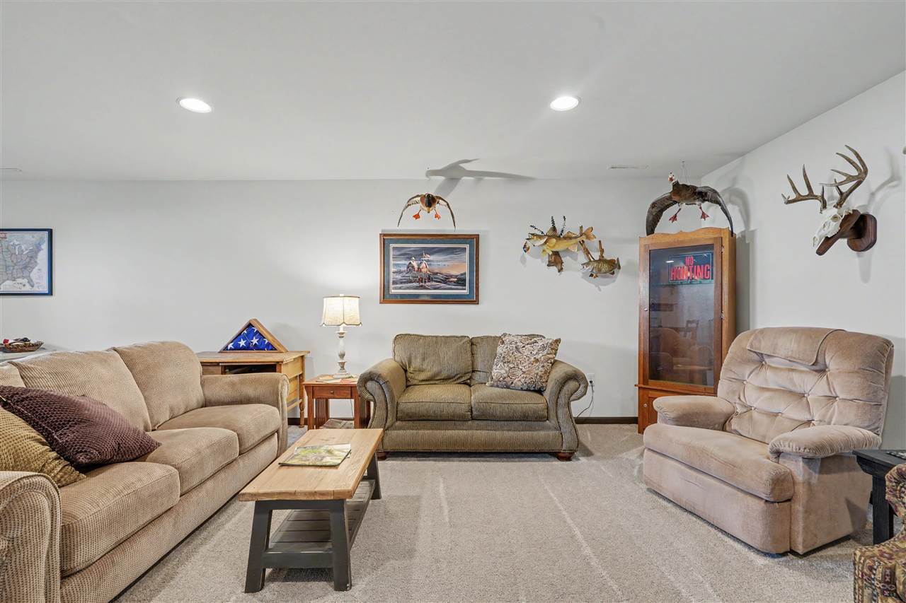 2868 Royal Oak Ridge Road Marion IA 52302