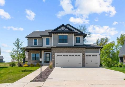 1005 Thomas Circle Tiffin IA 52340
