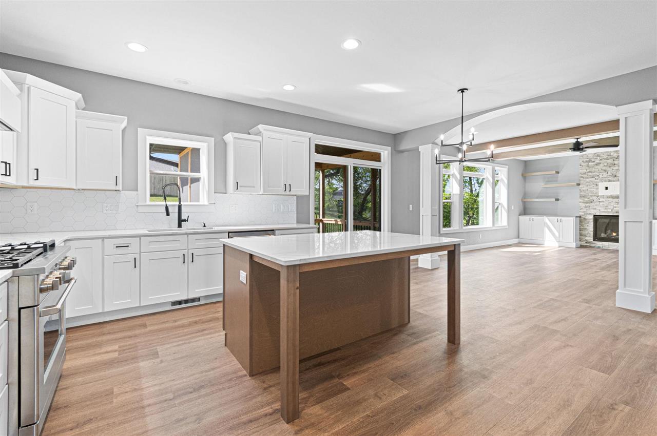 1005 Thomas Circle Tiffin IA 52340