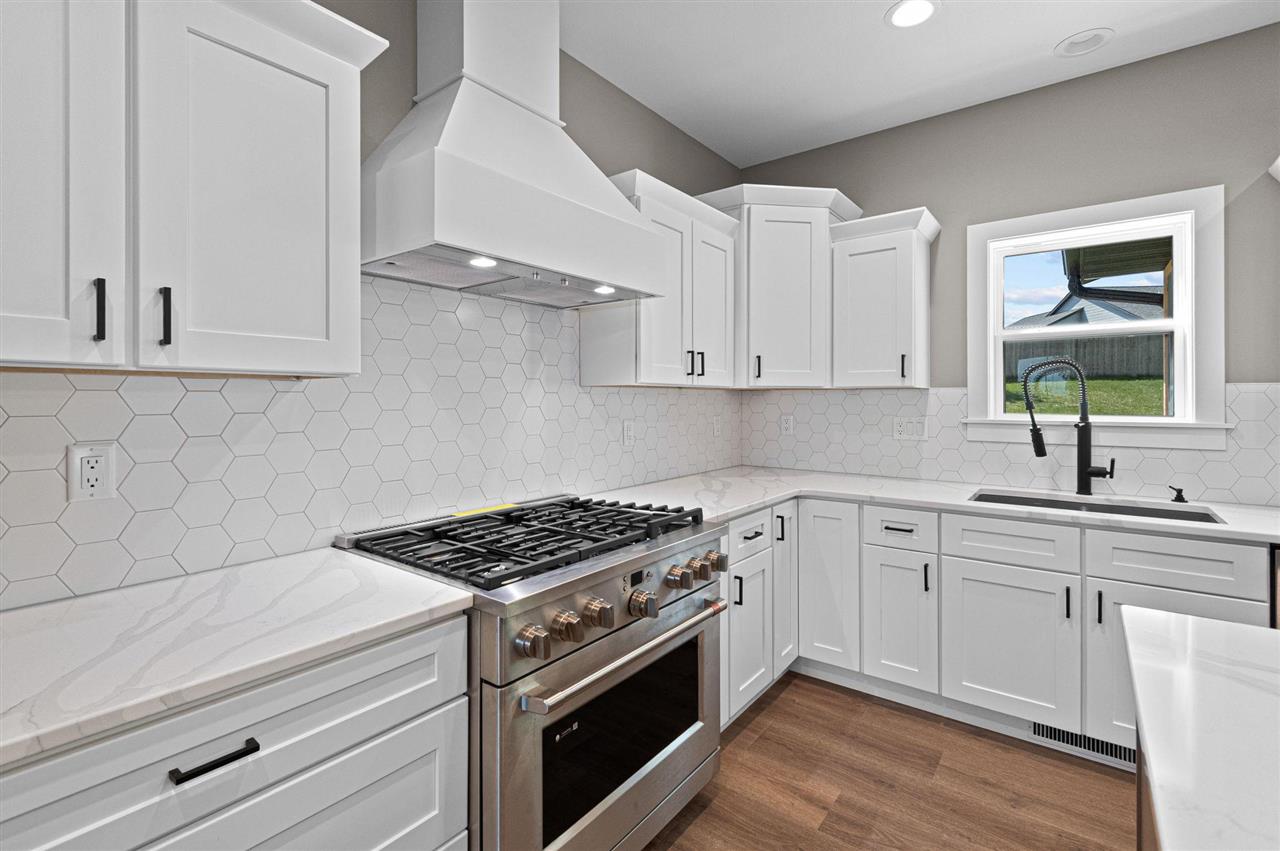 1005 Thomas Circle Tiffin IA 52340