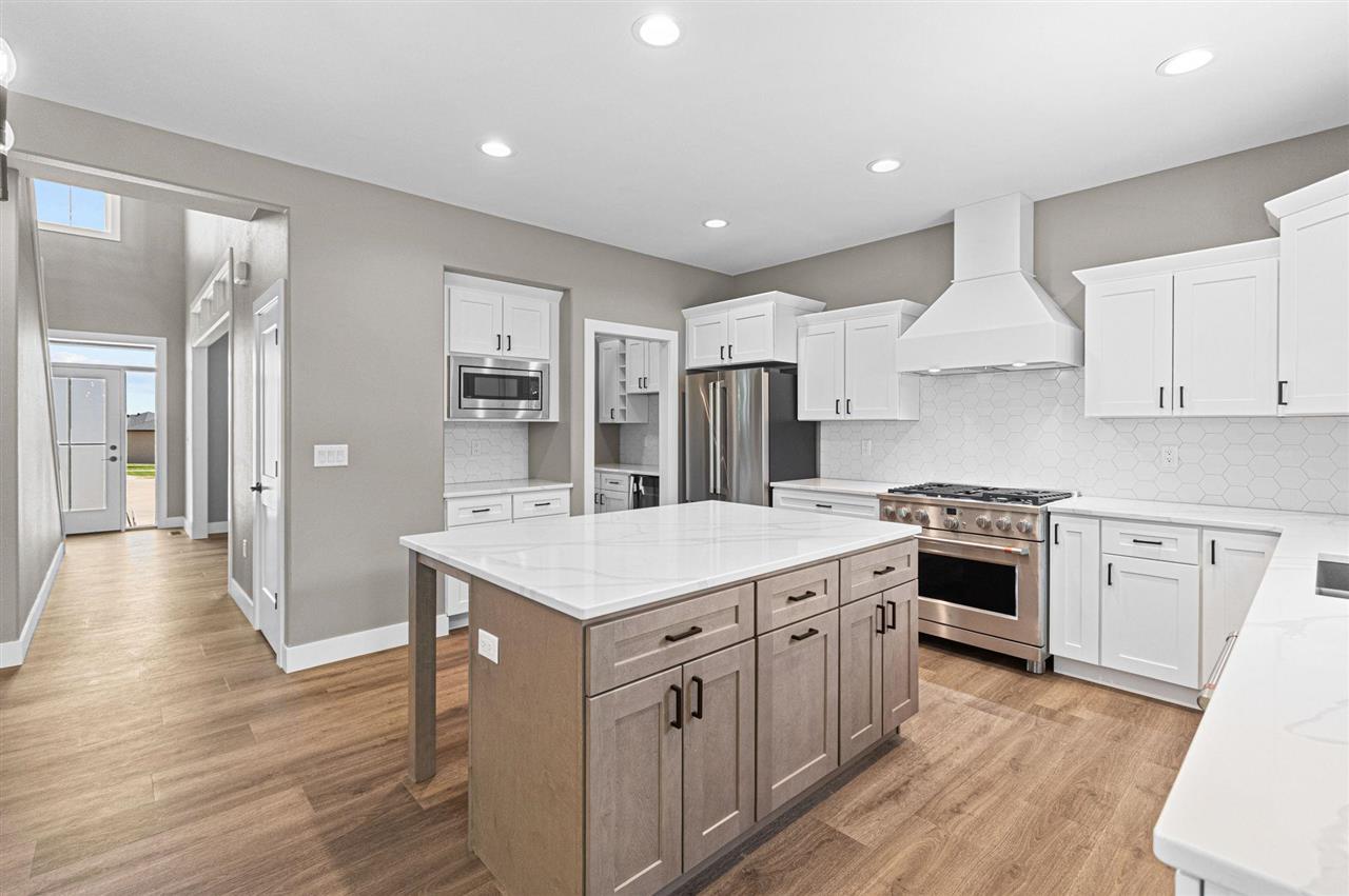 1005 Thomas Circle Tiffin IA 52340