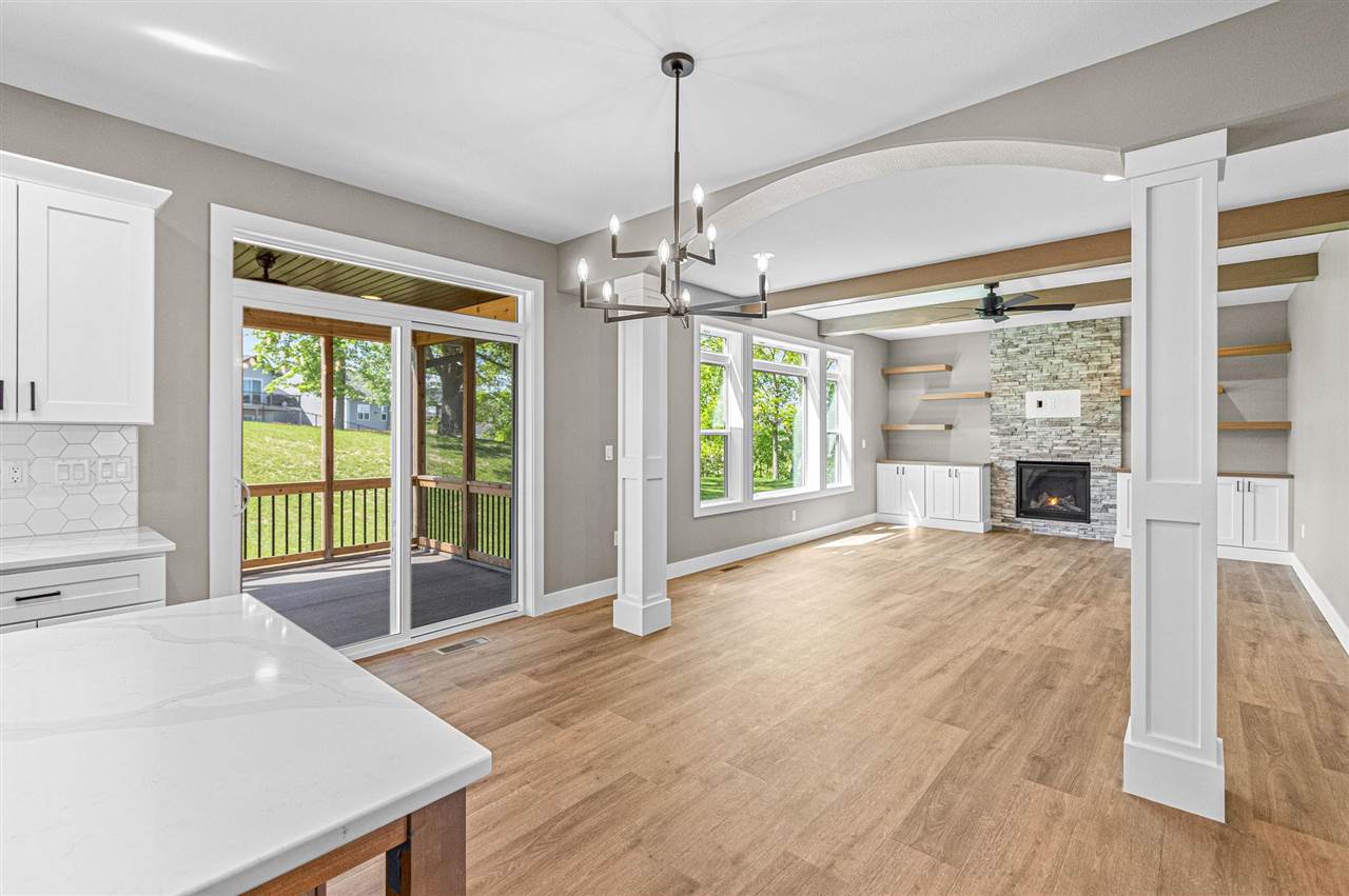 1005 Thomas Circle Tiffin IA 52340