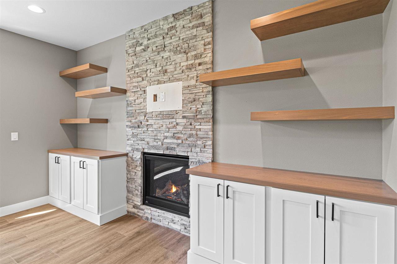 1005 Thomas Circle Tiffin IA 52340