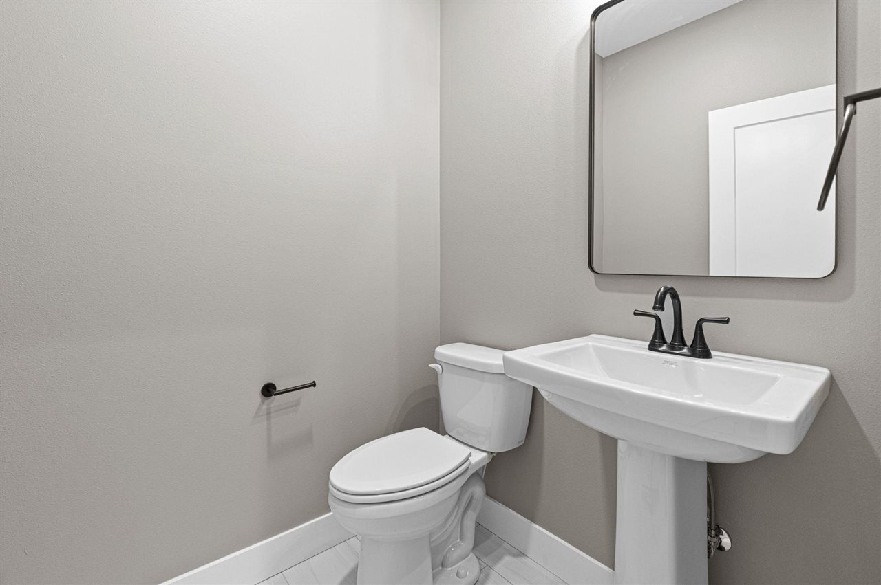 1005 Thomas Circle Tiffin IA 52340