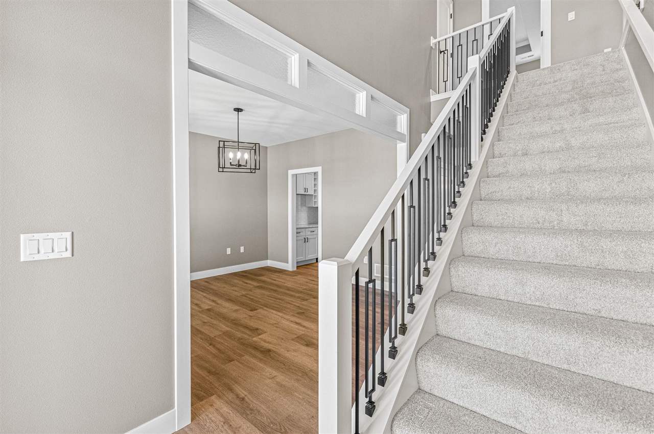 1005 Thomas Circle Tiffin IA 52340