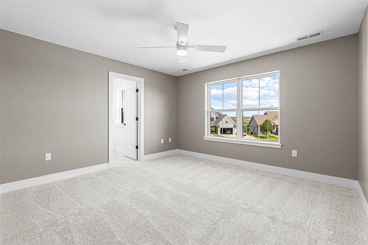 1005 Thomas Circle Tiffin IA 52340