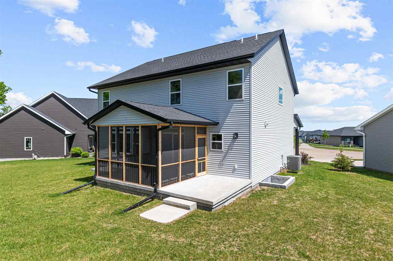 1005 Thomas Circle Tiffin IA 52340