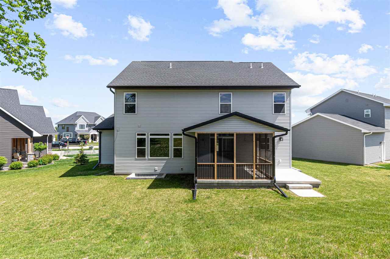 1005 Thomas Circle Tiffin IA 52340