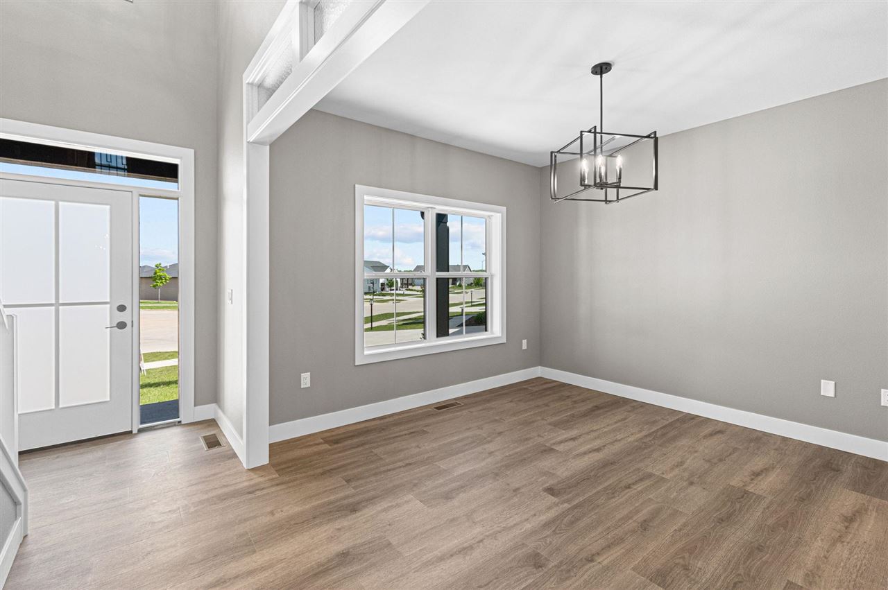 1005 Thomas Circle Tiffin IA 52340