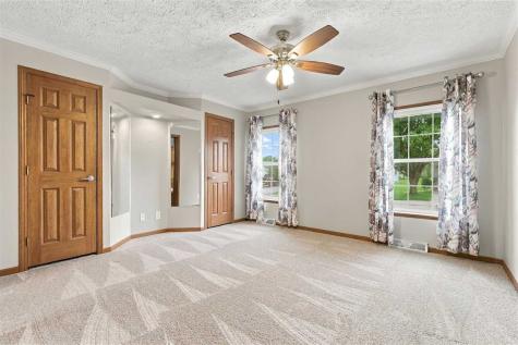 288 Paddock Circle Iowa City IA 52240