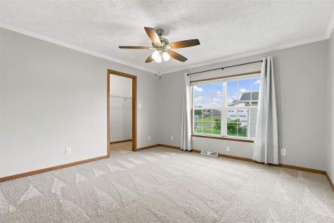 288 Paddock Circle Iowa City IA 52240