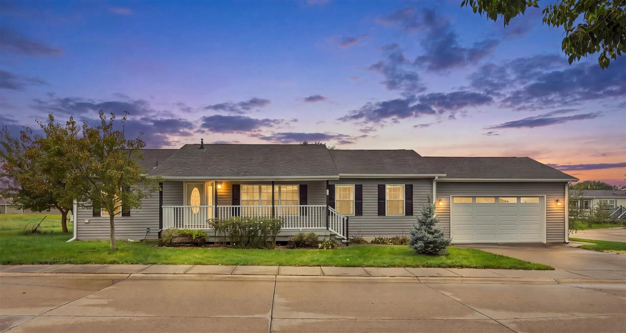 288 Paddock Circle Iowa City IA 52240
