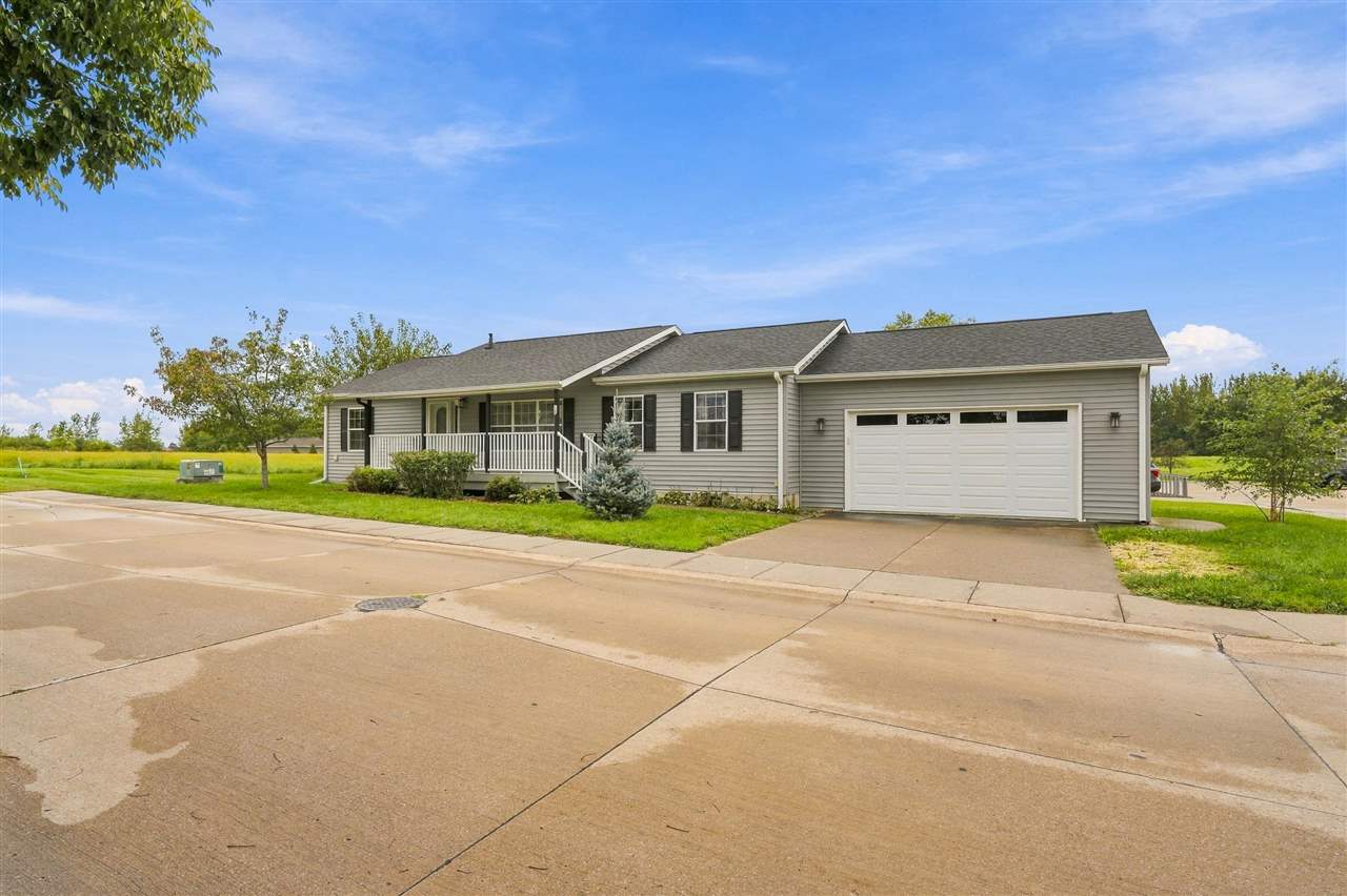 288 Paddock Circle Iowa City IA 52240
