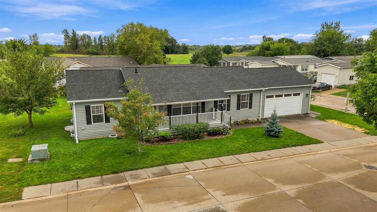 288 Paddock Circle Iowa City IA 52240