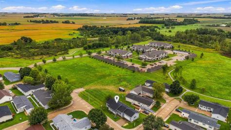 288 Paddock Circle Iowa City IA 52240