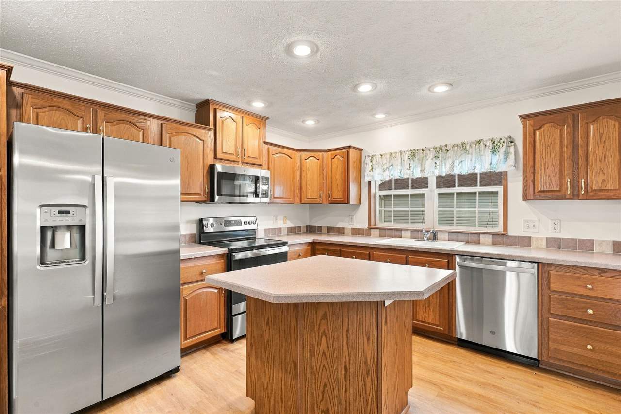 288 Paddock Circle Iowa City IA 52240