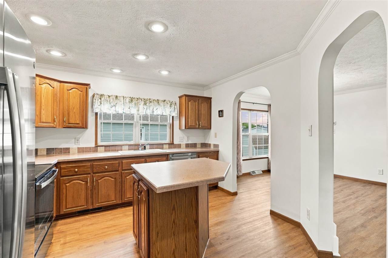 288 Paddock Circle Iowa City IA 52240
