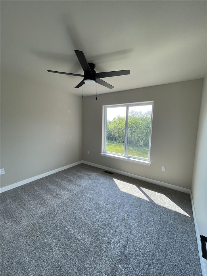 3976 Winnsboro Drive Iowa City IA 52245