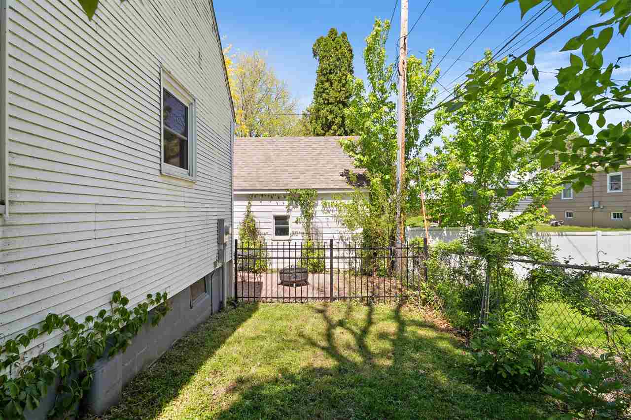 1926 E Court Street Iowa City IA 52245