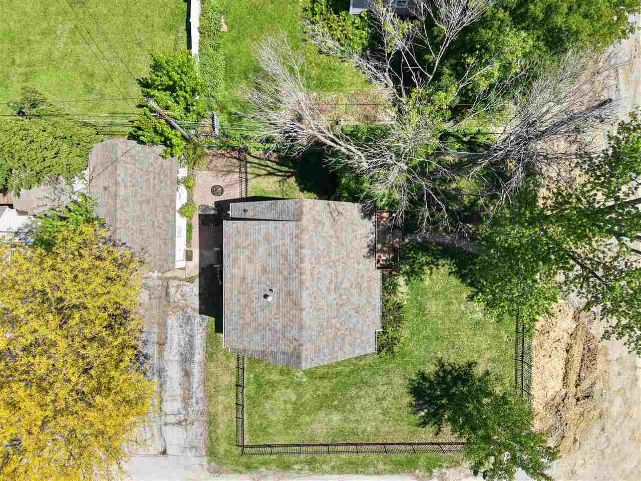 1926 E Court Street Iowa City IA 52245