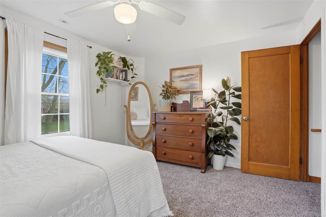 505 N 2nd Avenue Washington IA 52353