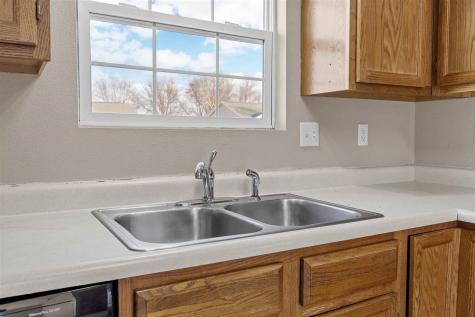 667 Andy Court North Liberty IA 52317