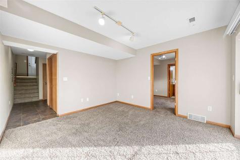 667 Andy Court North Liberty IA 52317