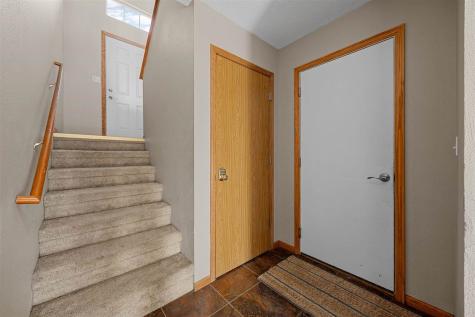 667 Andy Court North Liberty IA 52317