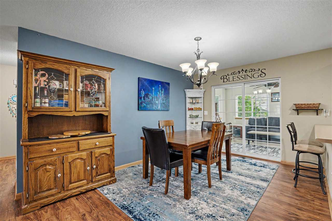 1109 Pelican Drive Kalona IA 52247