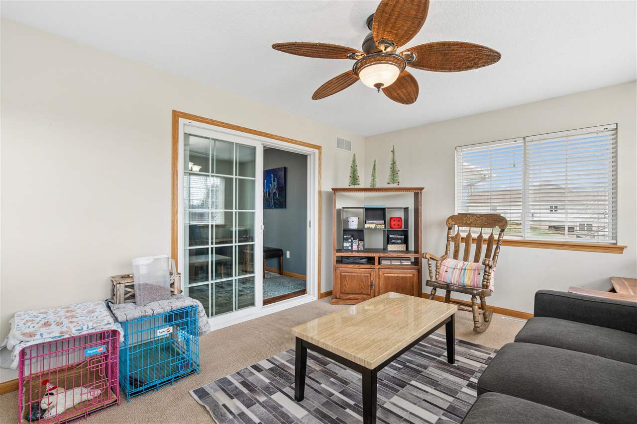 1109 Pelican Drive Kalona IA 52247