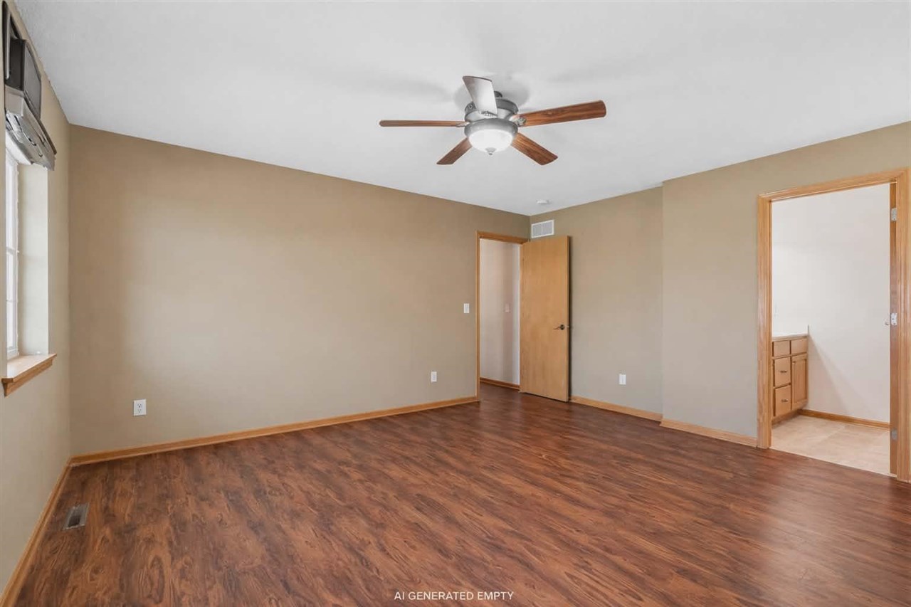 1109 Pelican Drive Kalona IA 52247