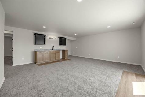 3056 Ridgeview Circle Coralville IA 52241