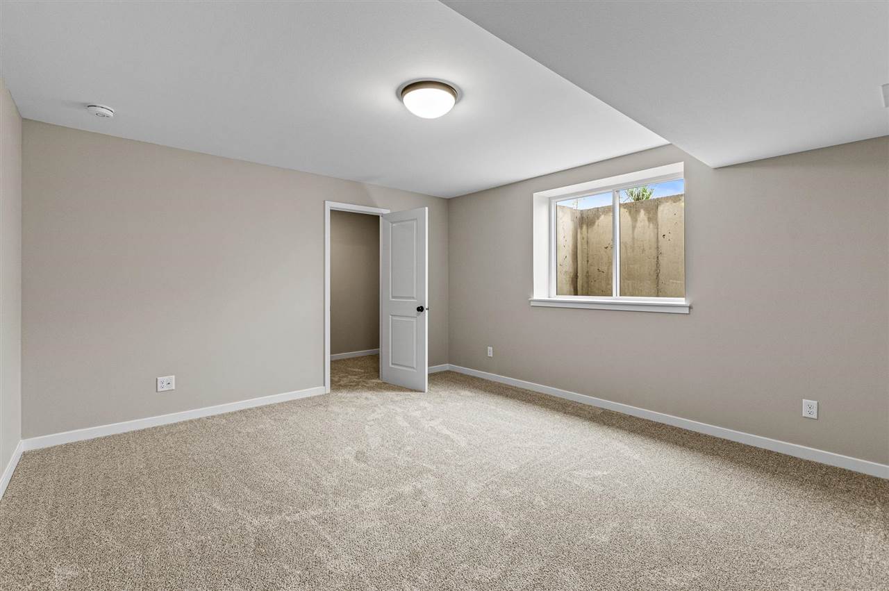 3056 Ridgeview Circle Coralville IA 52241